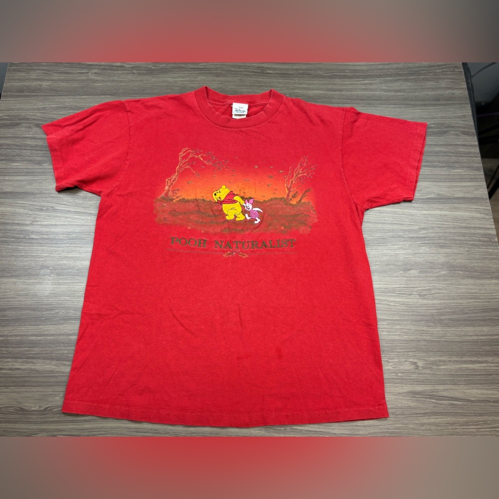 Vtg Disney Store Pooh Naturalist T-Shirt Sz L Red Piglet Single Stitch USA Made - Picture 2 of 11